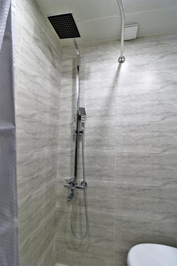 Apartment On Gudiashvili Tbilisi Esterno foto